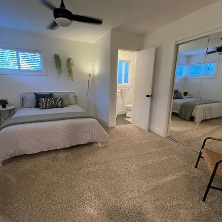 Newly Renovated, Modern And Cosy One Bedroom Condo With Full Kitchen And Lounge Redding Esterno foto